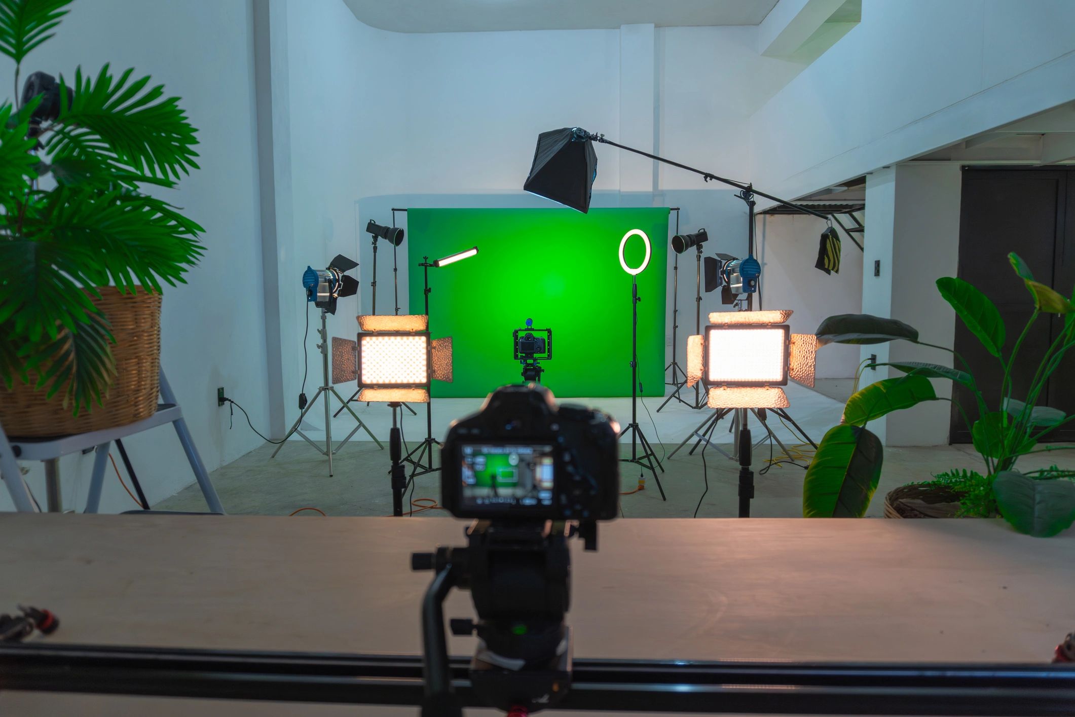 Set profesional preparado para grabación audiovisual